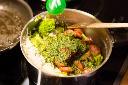 riz-brocoli-saucisse-epices.jpg